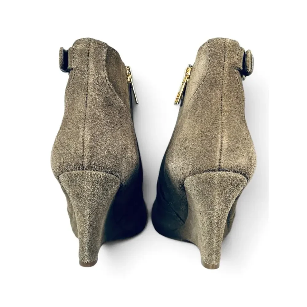 Tory Burch Milan Suede Wedge Ankle Booties River Rock Olive Brown Size 5.5